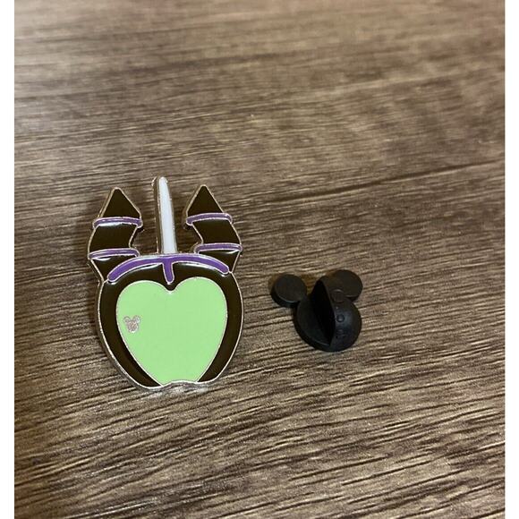 Disney Accessories - Disney Pin 108478 hidden mickey maleficent candy apple (D2)